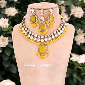 Lemon Kuntala Kundan Jewellery Set